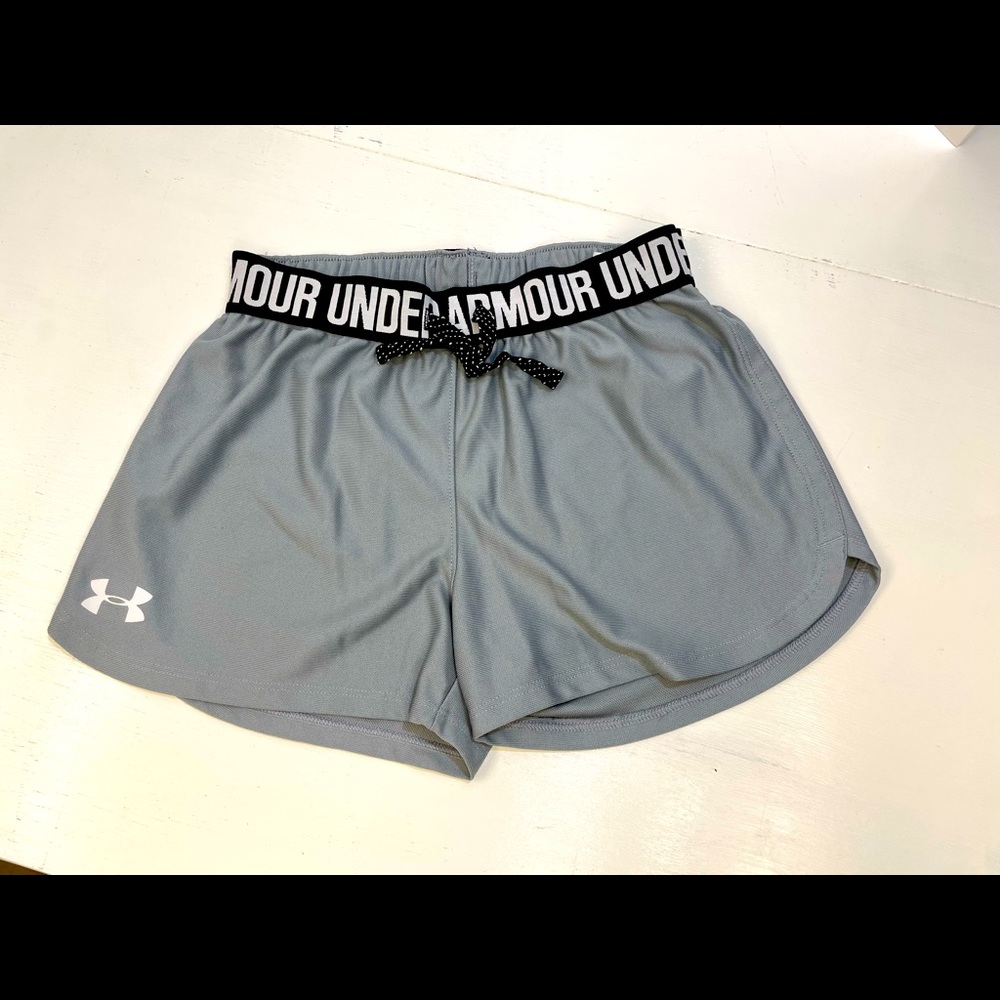 YMD UNDER ARMOUR GIRLS’ PLAY UP WORKOUT GYM SHORTS